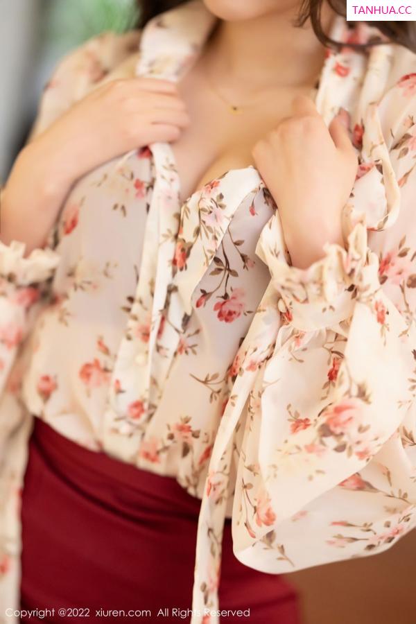 杨晨晨 sugar小甜心CC [XiuRen]高清写真图 2022.04.19 No.4892 杨晨晨Yome第7张图片